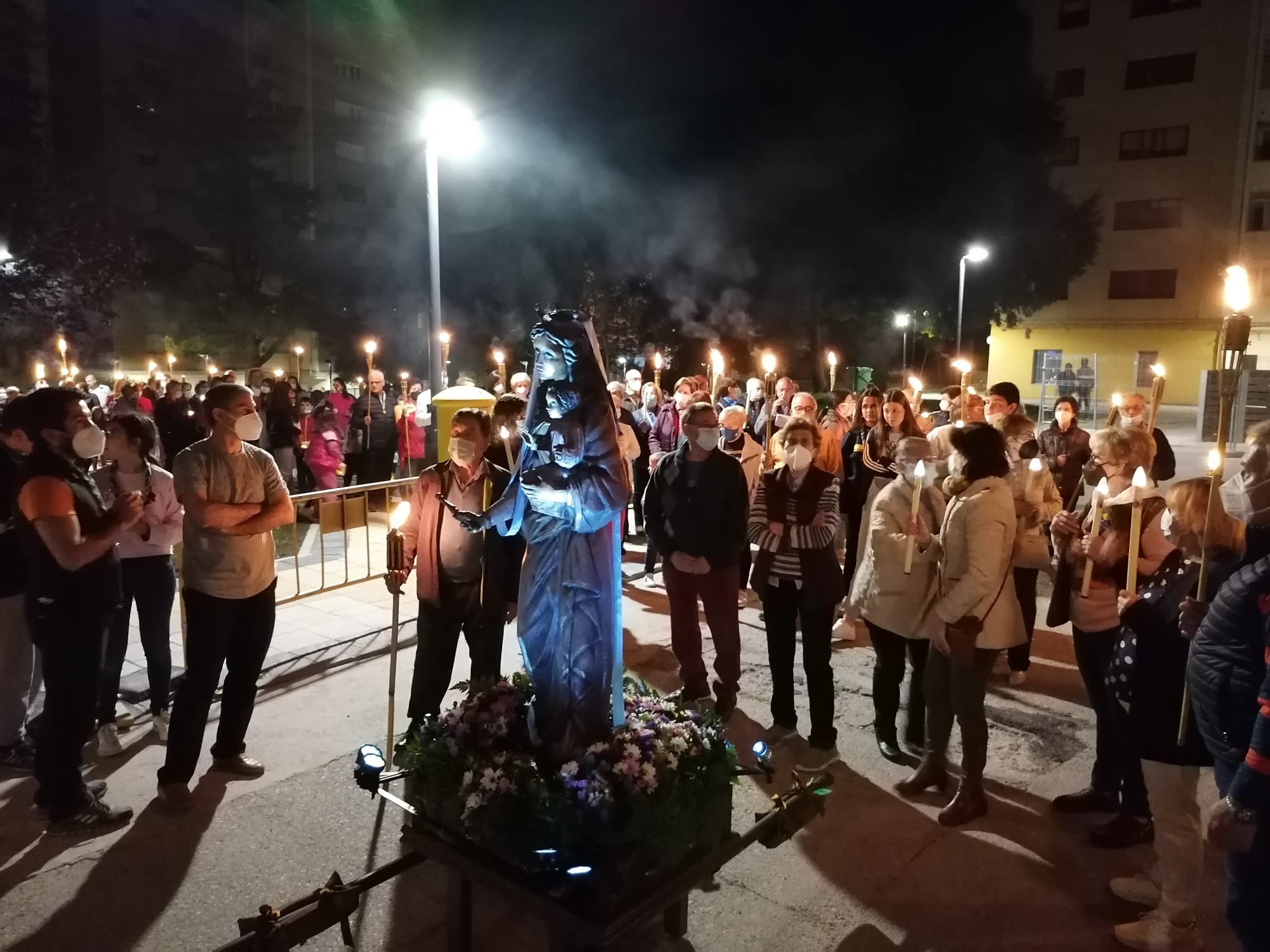 Villamuriel De Cerrato, Vigilia Mariana Y Procesión Por La Paz